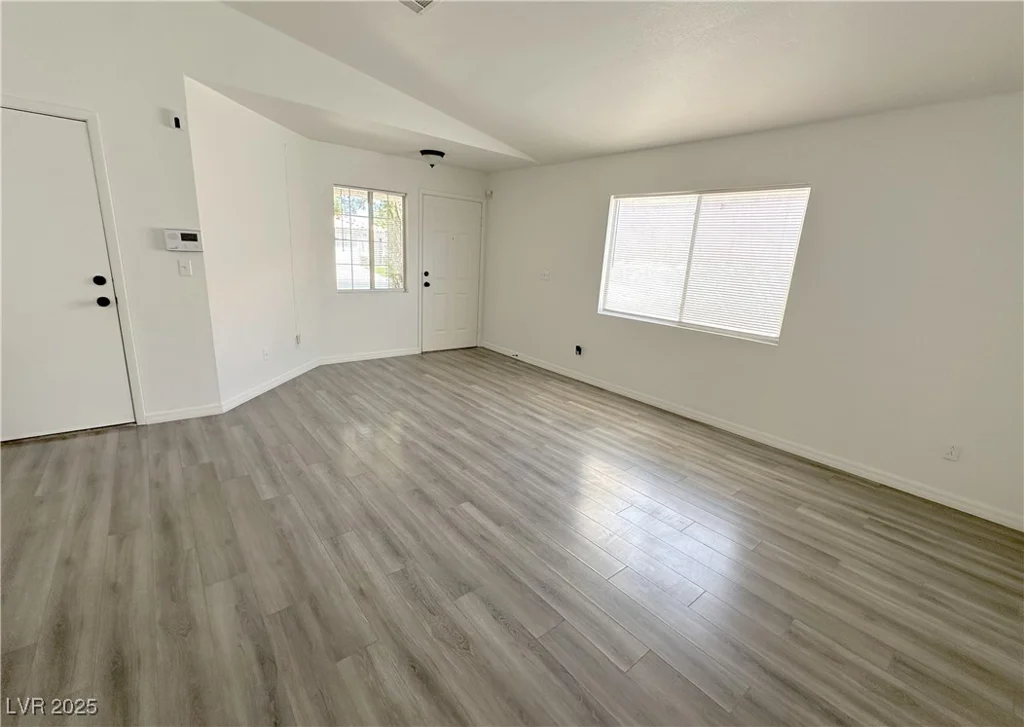 2105 KENDALL HILL, Las Vegas, NV 89106
