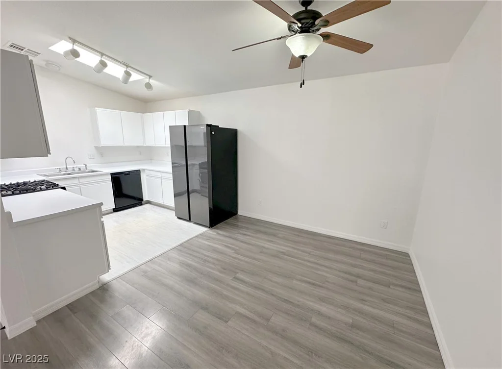 2105 KENDALL HILL, Las Vegas, NV 89106