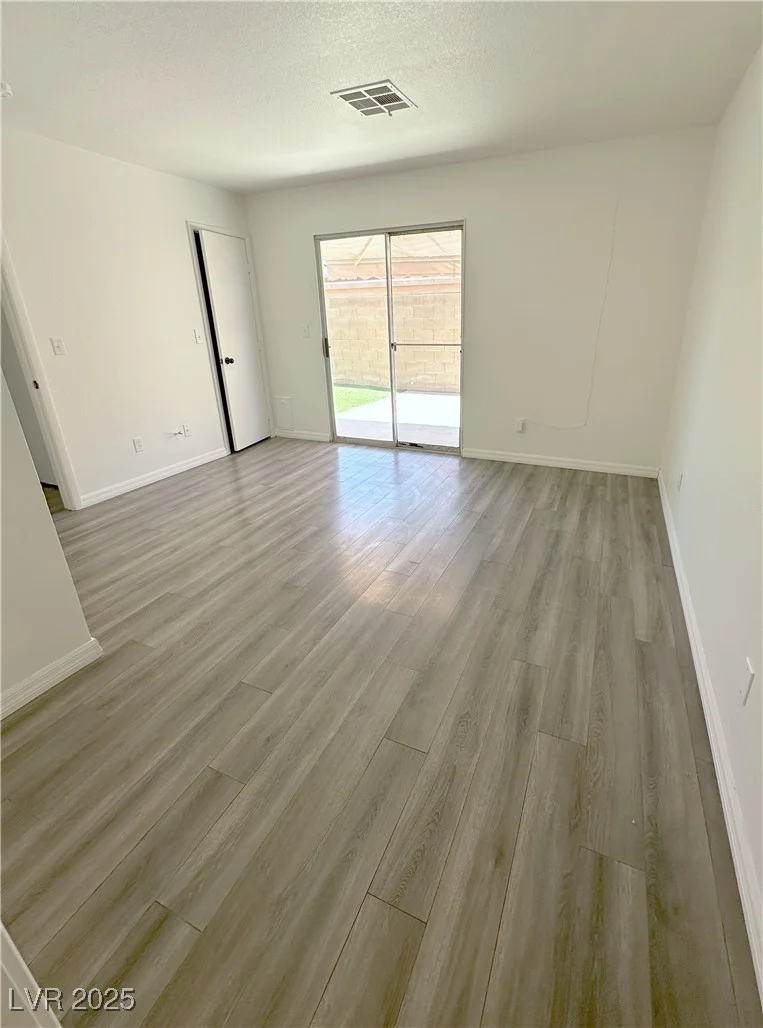 2105 KENDALL HILL, Las Vegas, NV 89106