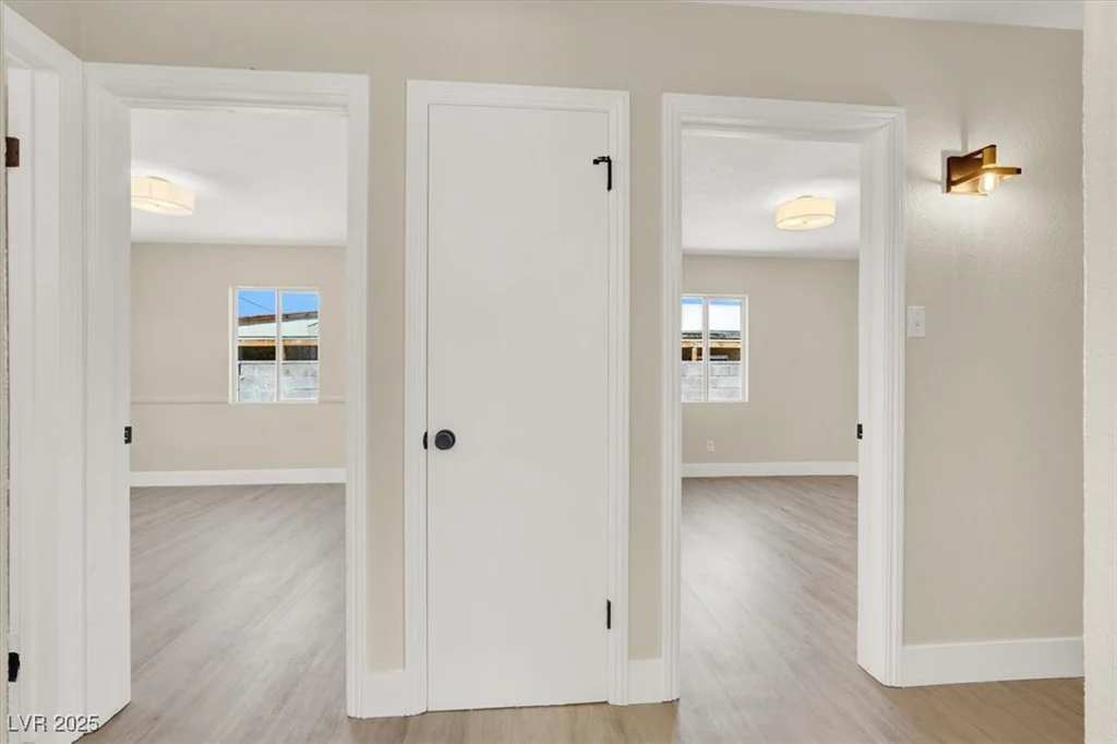 636 Burton, Henderson, NV 89015