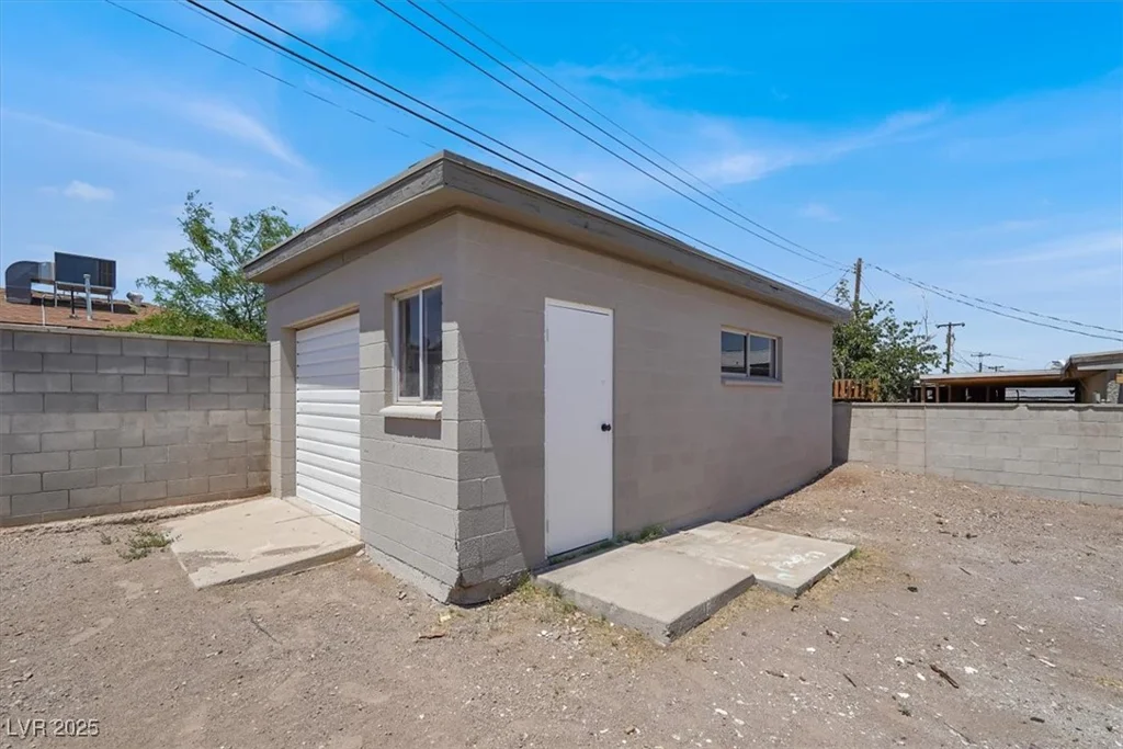 636 Burton, Henderson, NV 89015