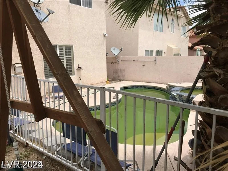 8769 Country View, Las Vegas, NV 89129