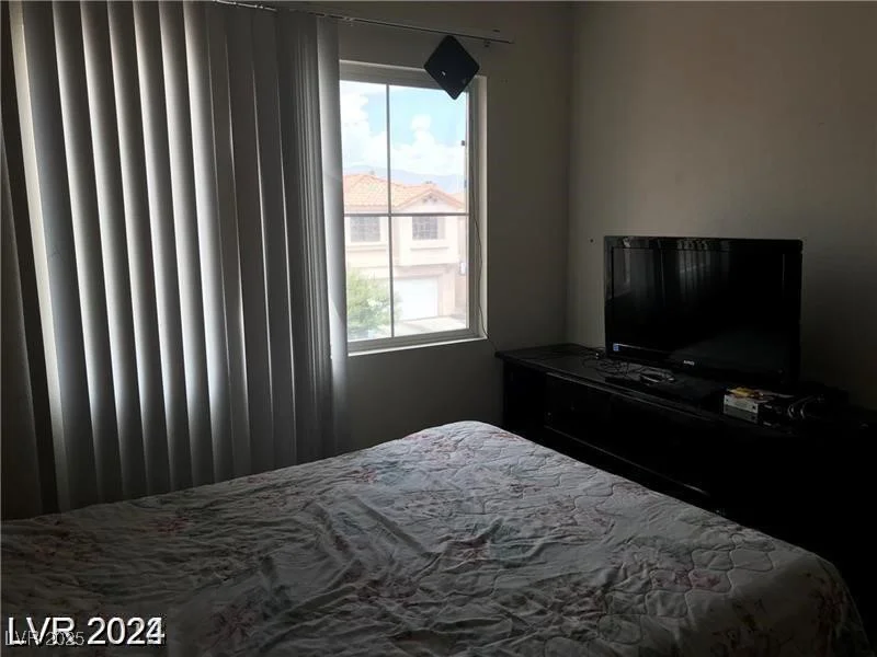 8769 Country View, Las Vegas, NV 89129