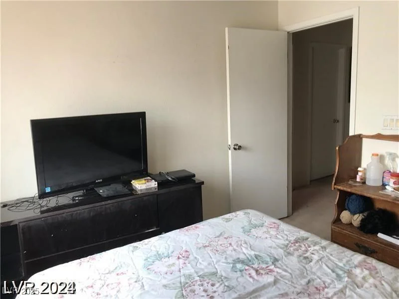 8769 Country View, Las Vegas, NV 89129