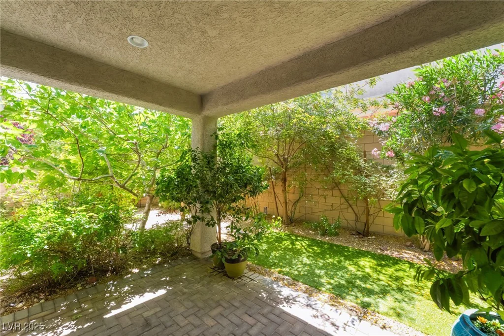 151 Duckhook, Las Vegas, NV 89148