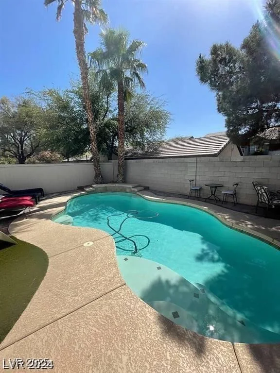 9801 Bradford Summit, Las Vegas, NV 89183