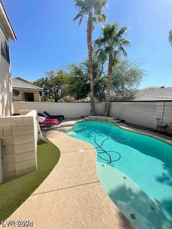 9801 Bradford Summit, Las Vegas, NV 89183