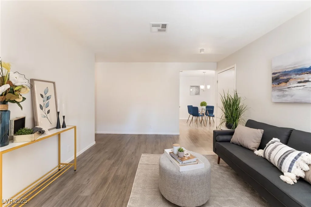 3151 Soaring Gulls, Las Vegas, NV 89128