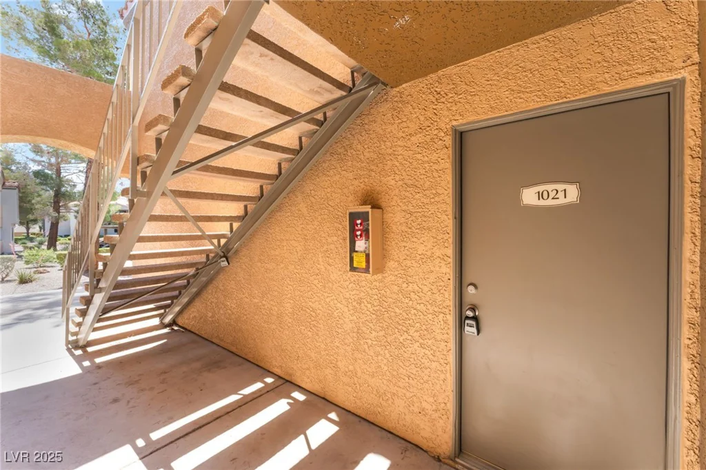 3151 Soaring Gulls, Las Vegas, NV 89128