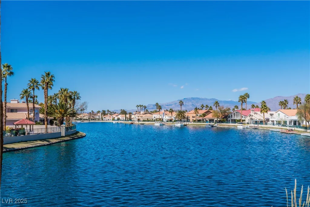 3151 Soaring Gulls, Las Vegas, NV 89128
