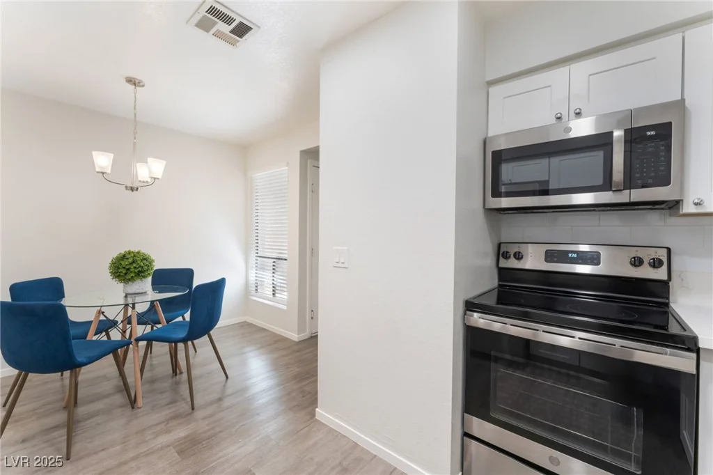 3151 Soaring Gulls, Las Vegas, NV 89128