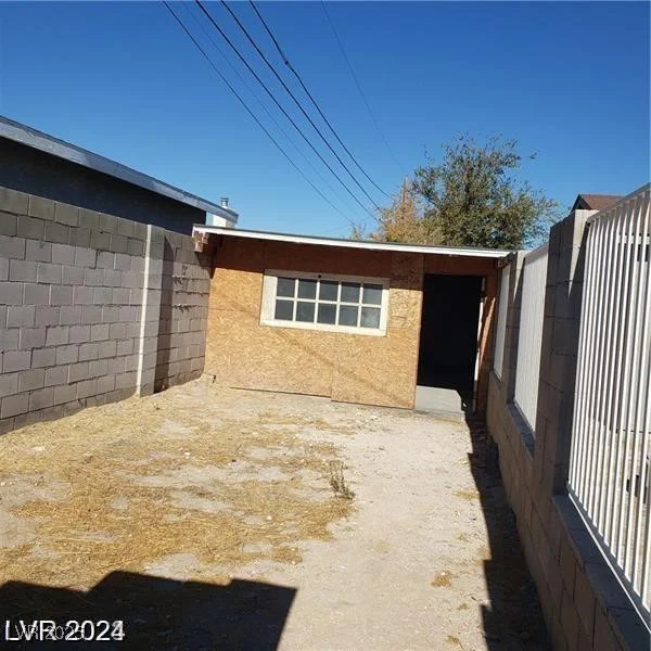 3439 Cox, North Las Vegas, NV 89032