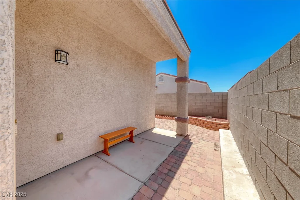1717 Dwayne Stedman, Las Vegas, NV 89106
