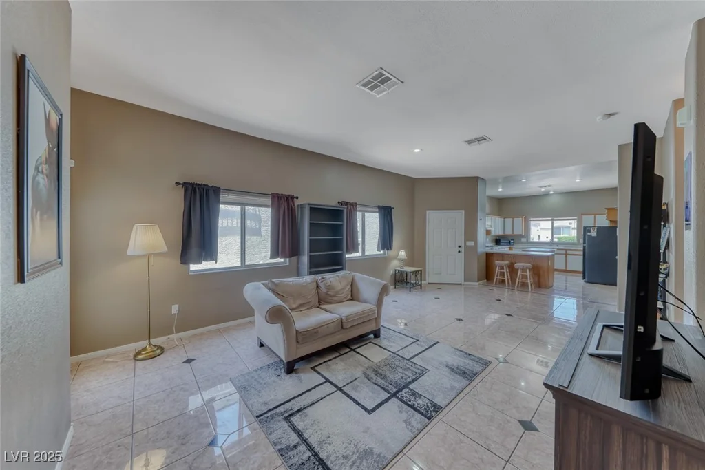 1717 Dwayne Stedman, Las Vegas, NV 89106