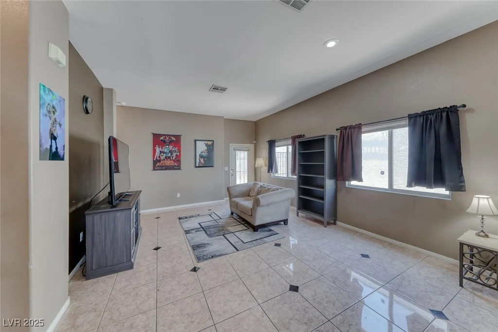 1717 Dwayne Stedman, Las Vegas, NV 89106