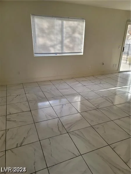 9617 Pine River, Las Vegas, NV 89123