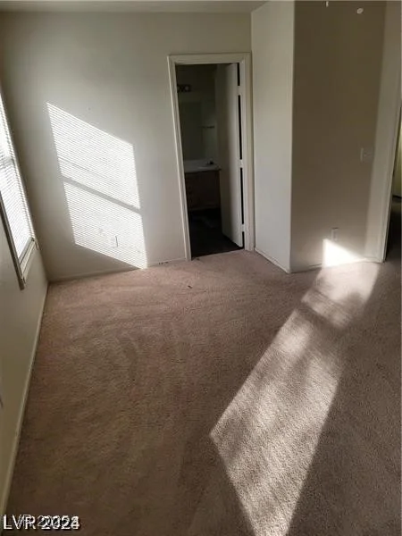 9617 Pine River, Las Vegas, NV 89123