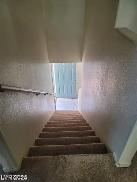9617 Pine River, Las Vegas, NV 89123