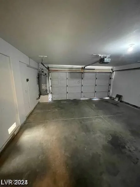9617 Pine River, Las Vegas, NV 89123