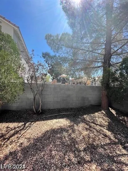 9617 Pine River, Las Vegas, NV 89123