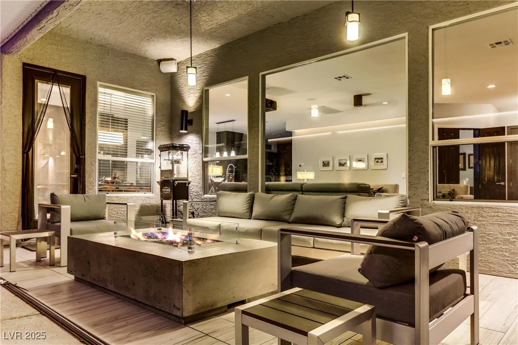 1509 Winslow, Las Vegas, NV 89117