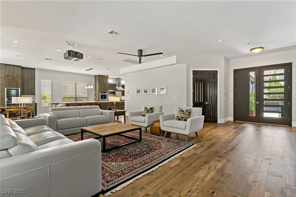 1509 Winslow, Las Vegas, NV 89117