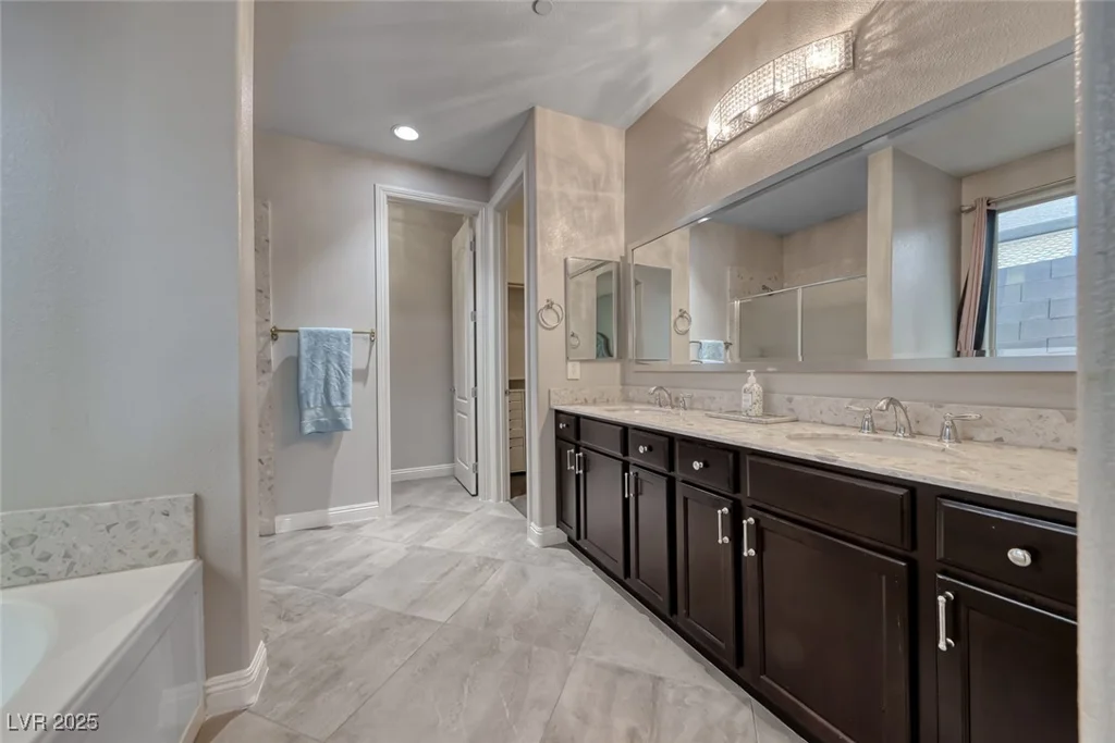 1727 Sonoran Bluff, Henderson, NV 89014