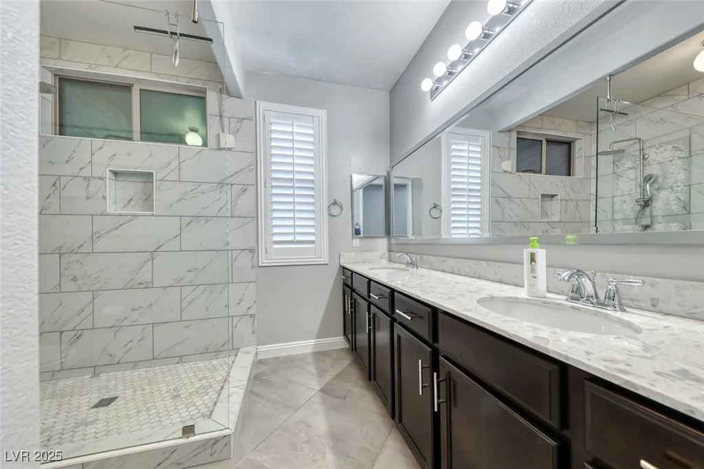 1727 Sonoran Bluff, Henderson, NV 89014