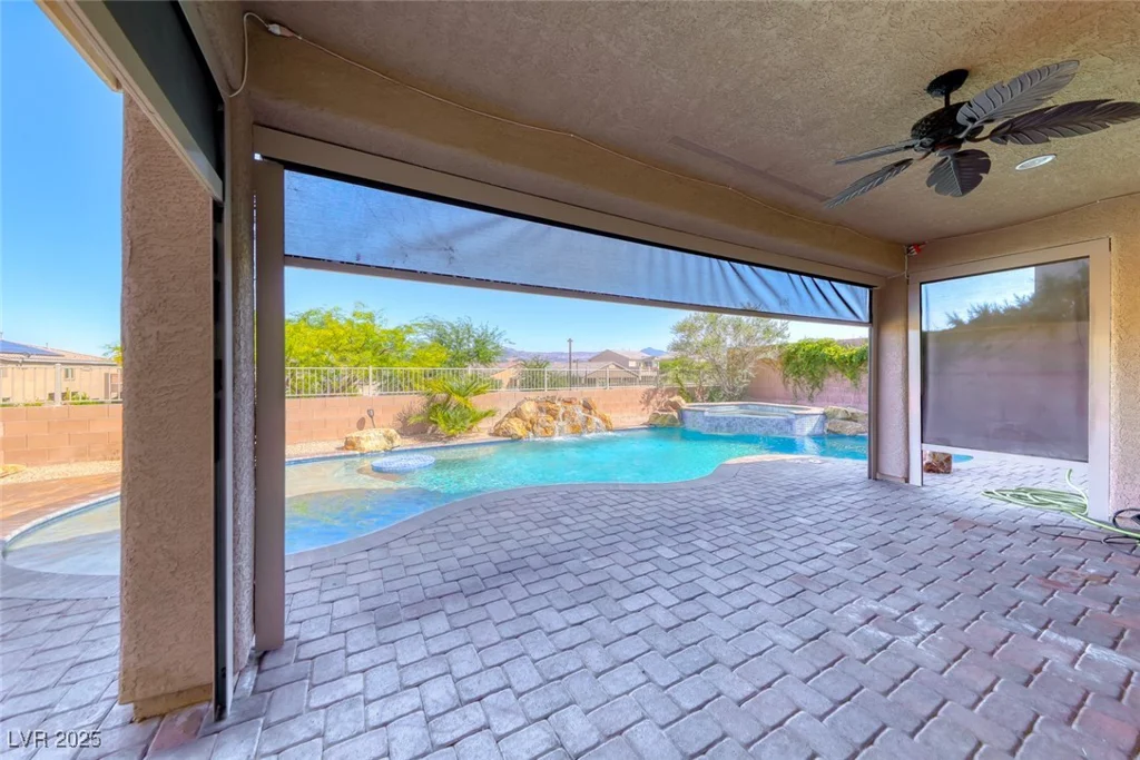1727 Sonoran Bluff, Henderson, NV 89014