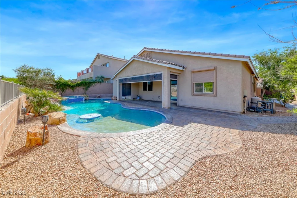 1727 Sonoran Bluff, Henderson, NV 89014