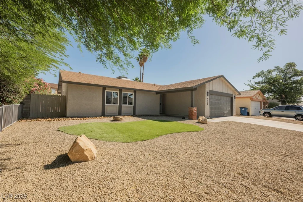 6330 Spring Meadow, Las Vegas, NV 89103