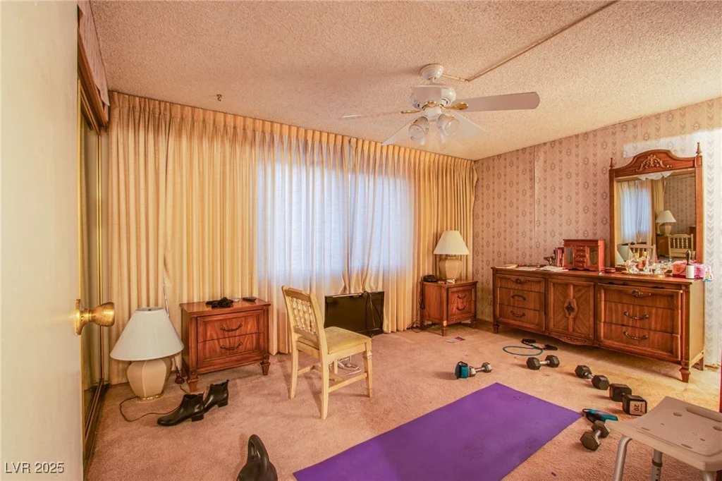 4539 Peardale, Las Vegas, NV 89147