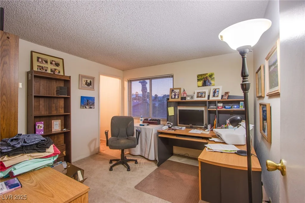 4539 Peardale, Las Vegas, NV 89147