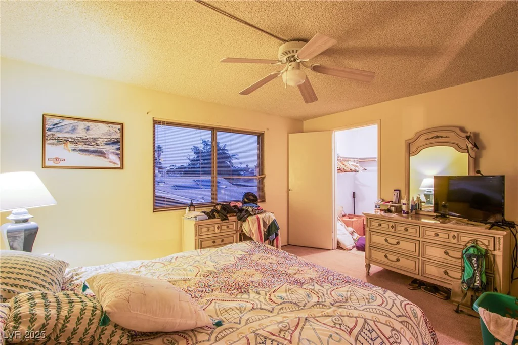 4539 Peardale, Las Vegas, NV 89147