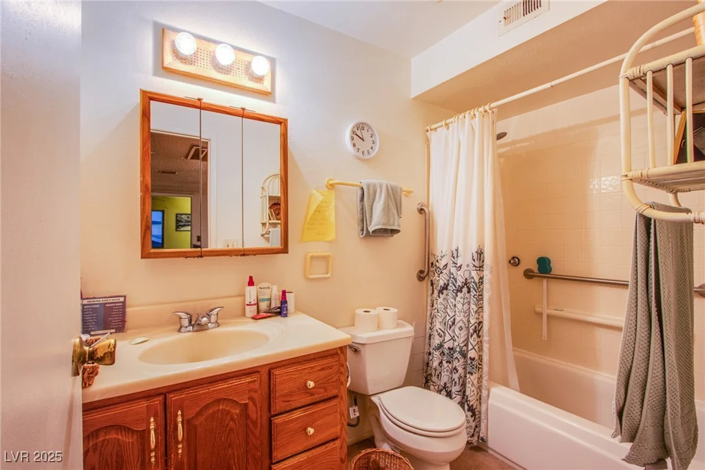 4539 Peardale, Las Vegas, NV 89147
