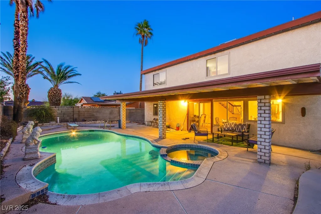 4539 Peardale, Las Vegas, NV 89147