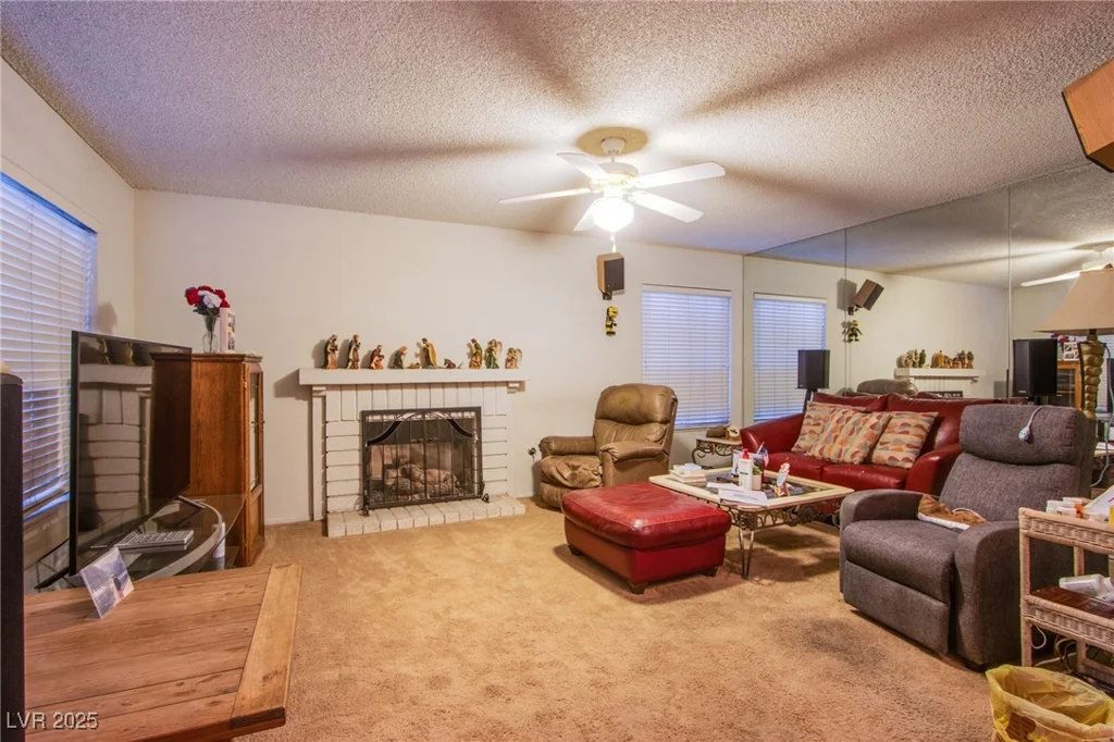 4539 Peardale, Las Vegas, NV 89147