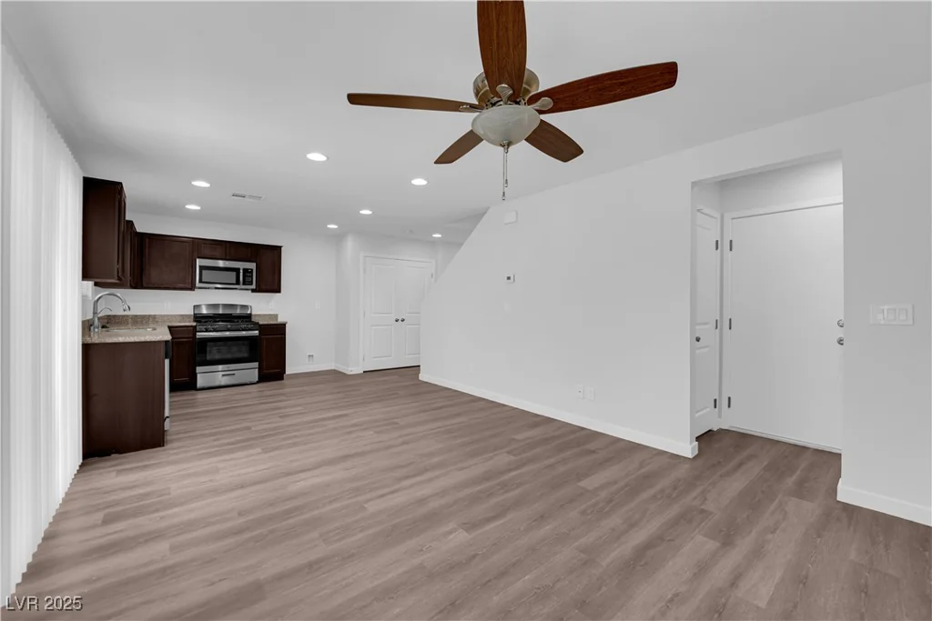3677 Via El Monte, Las Vegas, NV 89115
