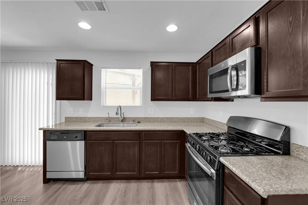 3677 Via El Monte, Las Vegas, NV 89115