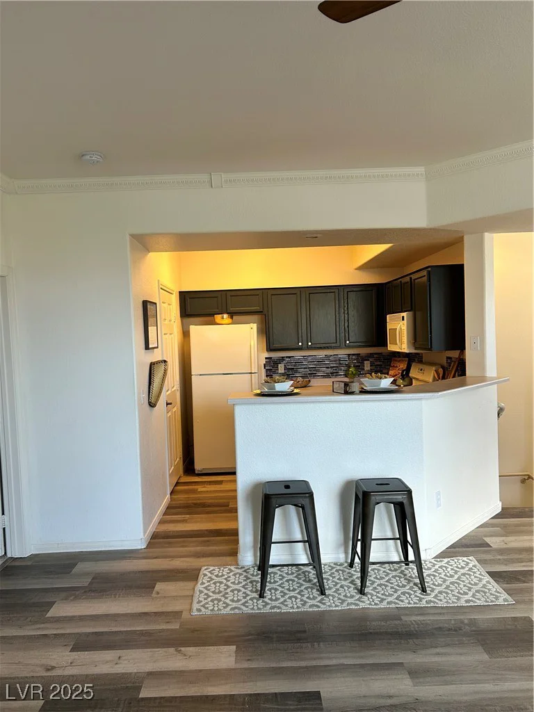 5855 Valley, North Las Vegas, NV 89031