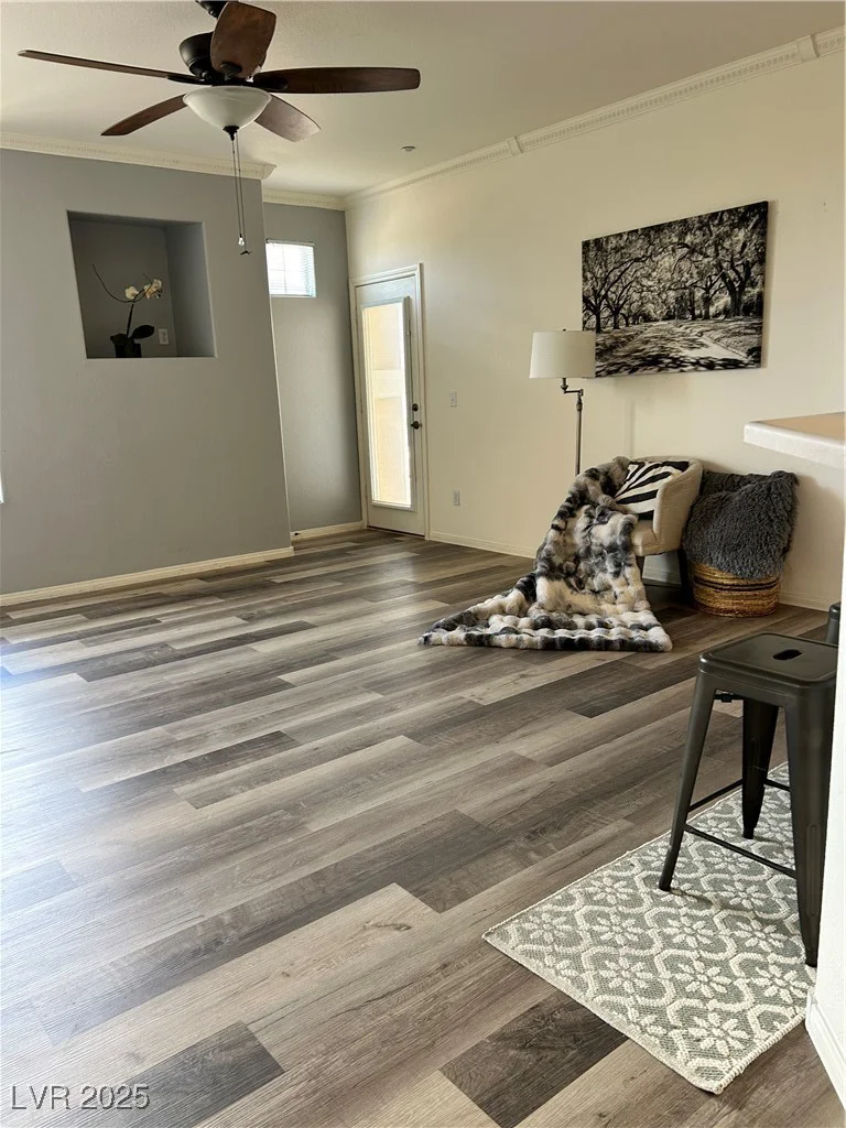 5855 Valley, North Las Vegas, NV 89031