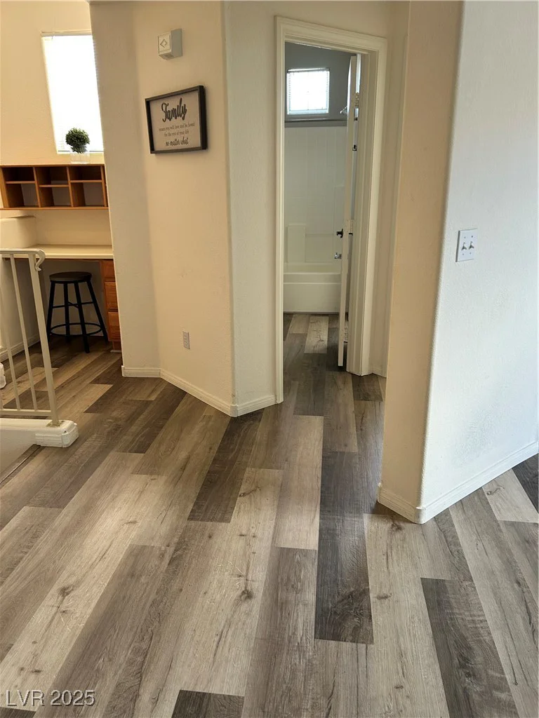 5855 Valley, North Las Vegas, NV 89031