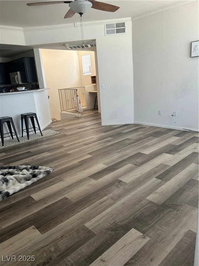 5855 Valley, North Las Vegas, NV 89031
