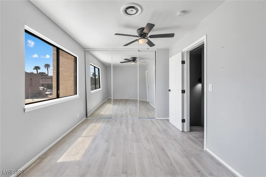 6442 Ironbark, Las Vegas, NV 89107