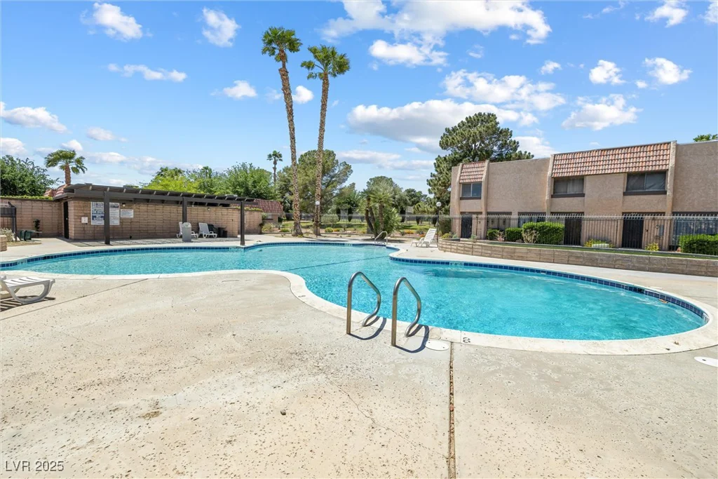 6442 Ironbark, Las Vegas, NV 89107