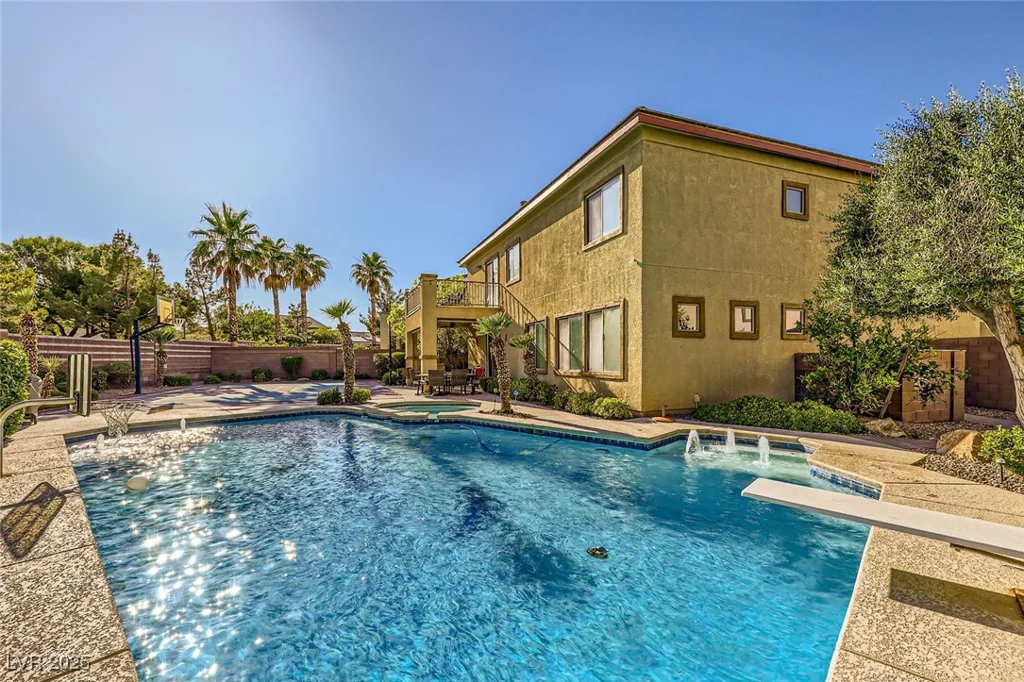 4217 Bridesmaid Falls, North Las Vegas, NV 89085