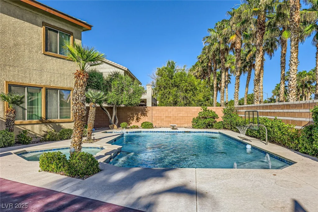 4217 Bridesmaid Falls, North Las Vegas, NV 89085