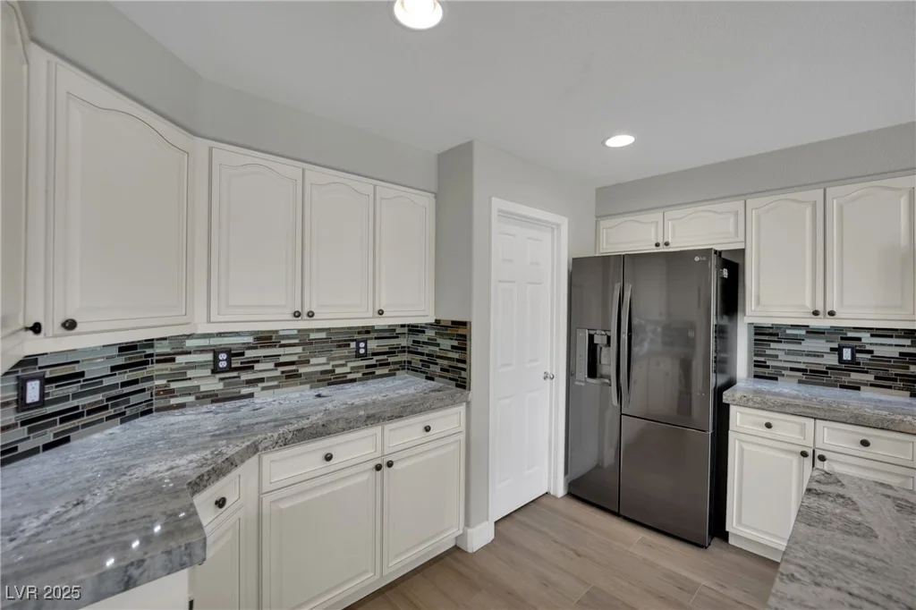 15 Imposing Knoll, Henderson, NV 89002