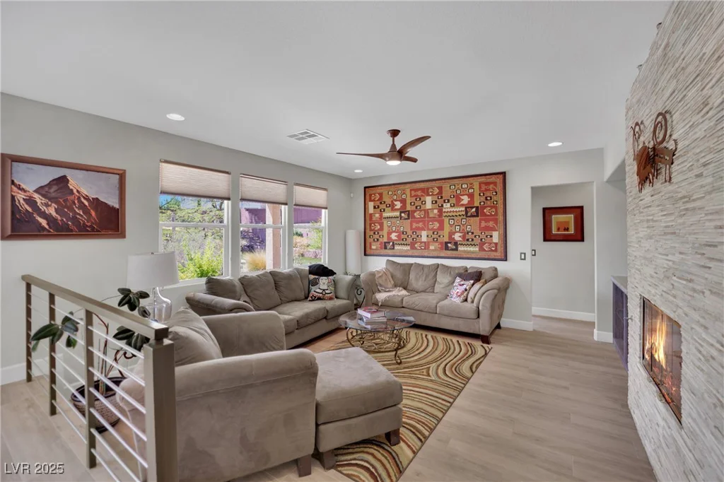 15 Imposing Knoll, Henderson, NV 89002