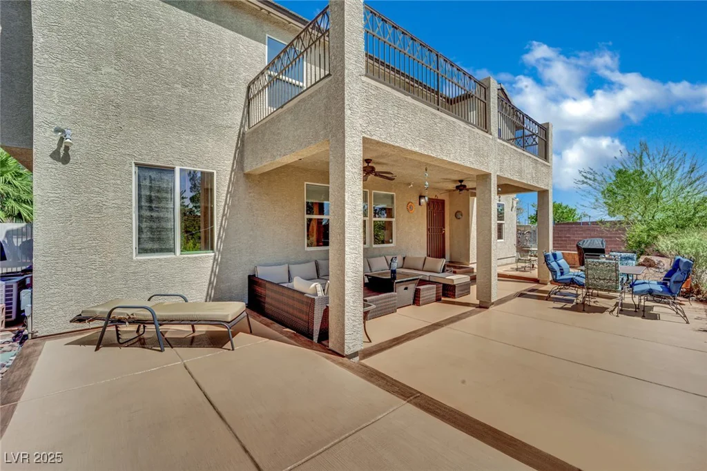 15 Imposing Knoll, Henderson, NV 89002